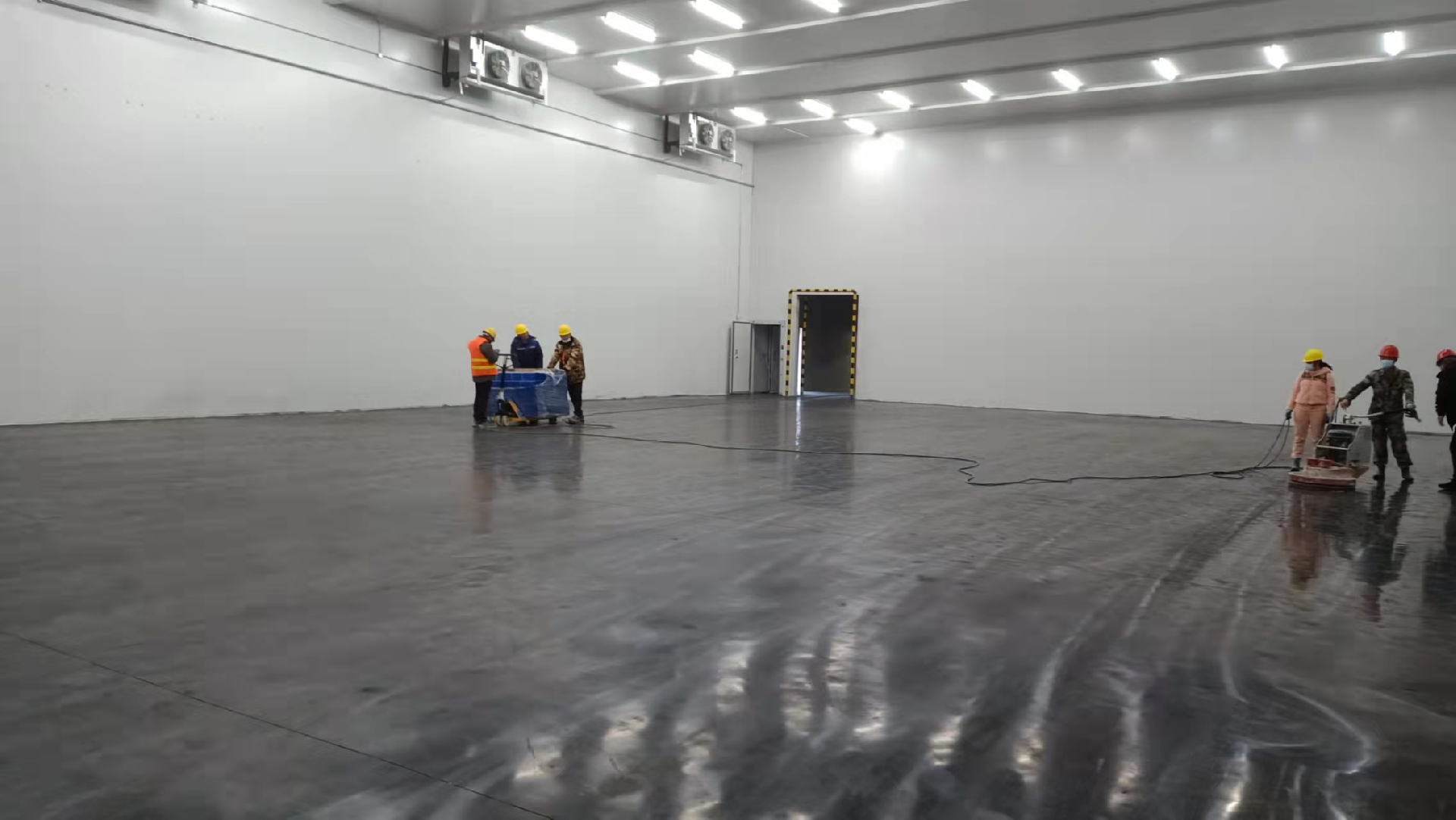 建設(shè)30000m3農(nóng)產(chǎn)品基地冷藏庫(kù)需要的費(fèi)用是多少? 建設(shè)30000m3農(nóng)產(chǎn)品基地冷藏庫(kù)需要的費(fèi)用是多少?